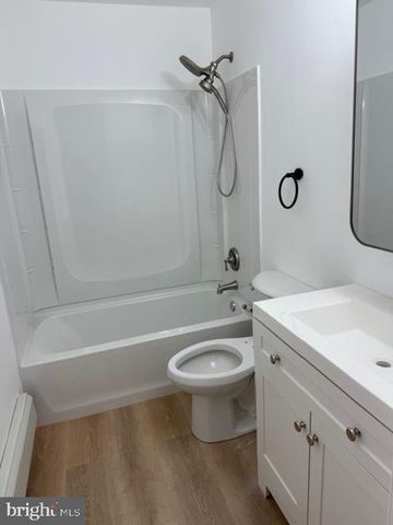 1424 HUDDELL AVE, Marcus Hook, PA 19061