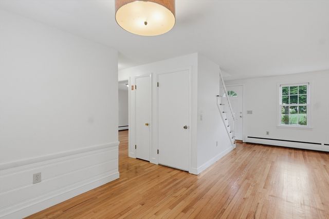 18 Forrest Road, Topsfield, MA 01983