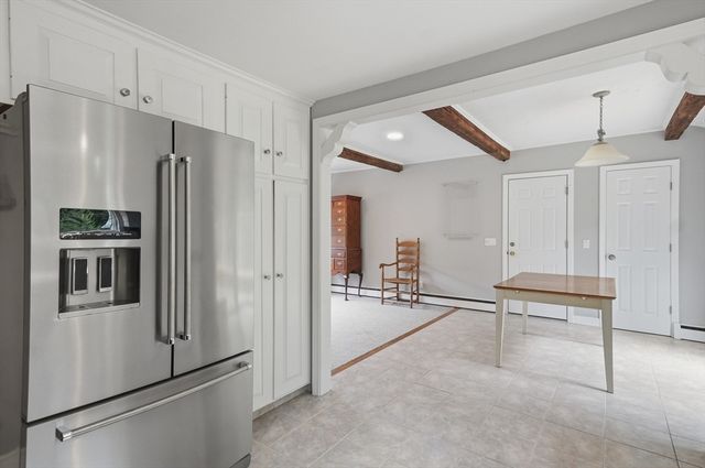 18 Forrest Road, Topsfield, MA 01983