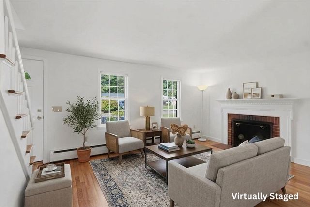18 Forrest Road, Topsfield, MA 01983