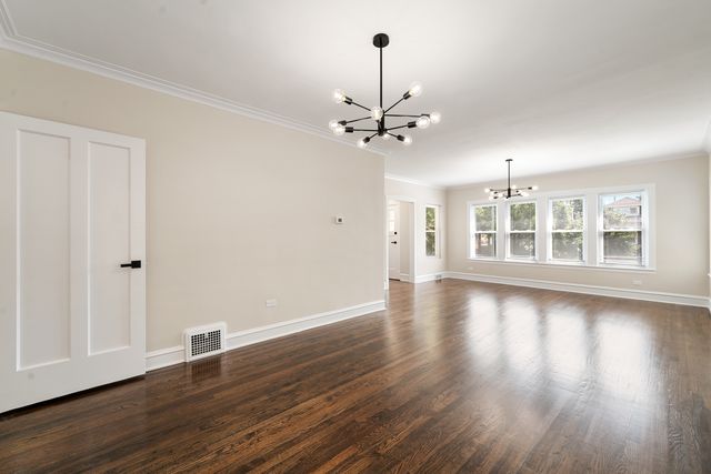 4230 N Monitor Avenue, Chicago, IL 60634
