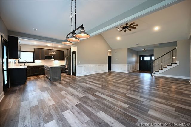 738 TCB Boulevard, Memphis, IN 47143