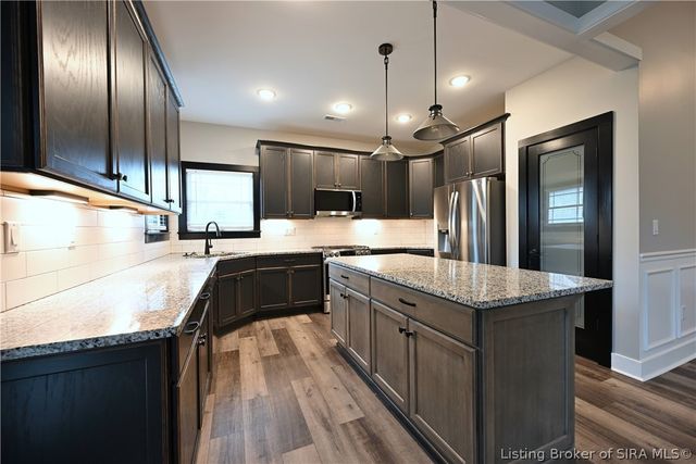 738 TCB Boulevard, Memphis, IN 47143