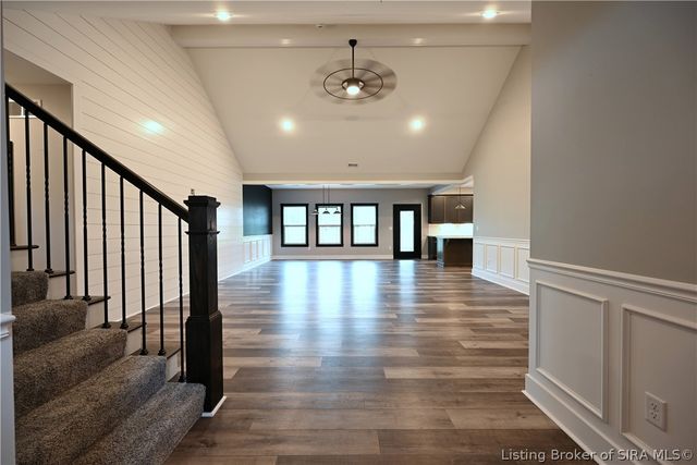 738 TCB Boulevard, Memphis, IN 47143