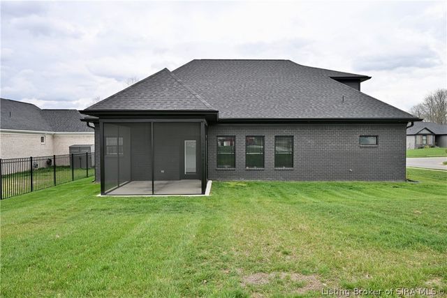 738 TCB Boulevard, Memphis, IN 47143