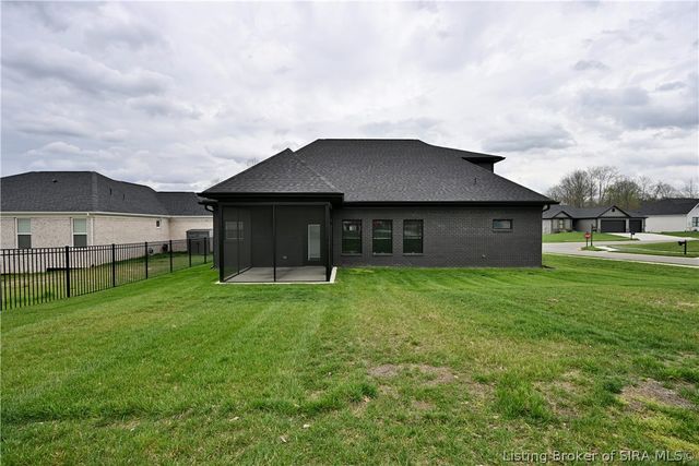 738 TCB Boulevard, Memphis, IN 47143