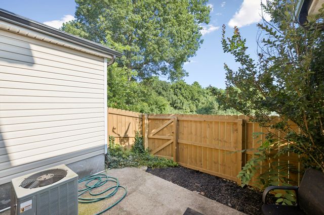 340 Stewarts Landing Cir, Smyrna, TN 37167