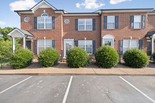 340 Stewarts Landing Cir, Smyrna, TN 37167