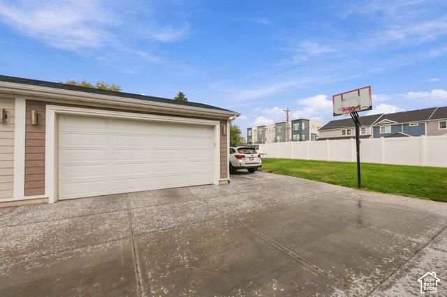 3296 S 2400 W, West Haven, UT 84401