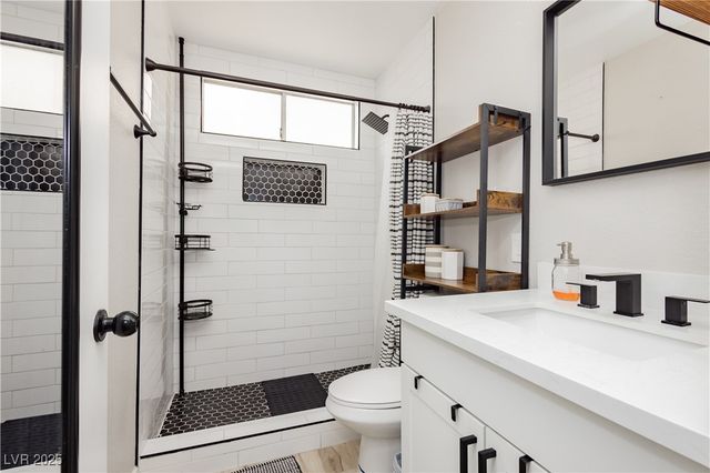 5235 Sunnywood Drive, Las Vegas, NV 89120