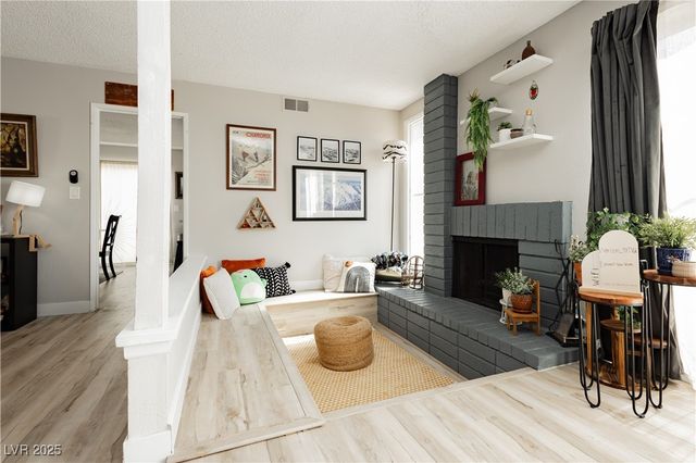 5235 Sunnywood Drive, Las Vegas, NV 89120