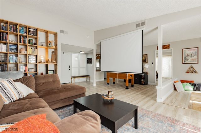 5235 Sunnywood Drive, Las Vegas, NV 89120