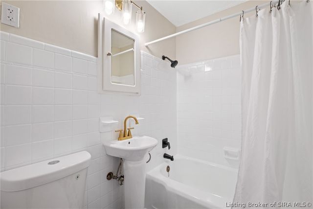 511 N Taggart Avenue, Clarksville, IN 47129