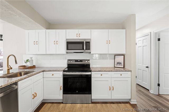 511 N Taggart Avenue, Clarksville, IN 47129