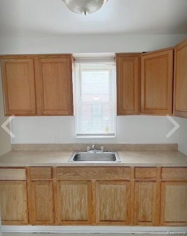 19974 Charest Street, Detroit, MI 48234