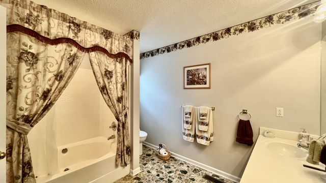 9124 Highway 20, Summertown, TN 38483