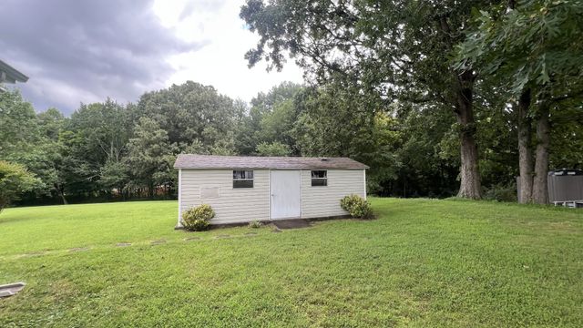 9124 Highway 20, Summertown, TN 38483