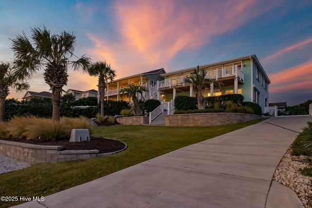 1606 Ocean Drive, Emerald Isle, NC 28594