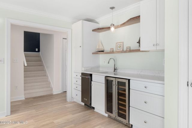 1606 Ocean Drive, Emerald Isle, NC 28594