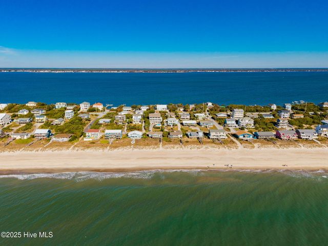1606 Ocean Drive, Emerald Isle, NC 28594