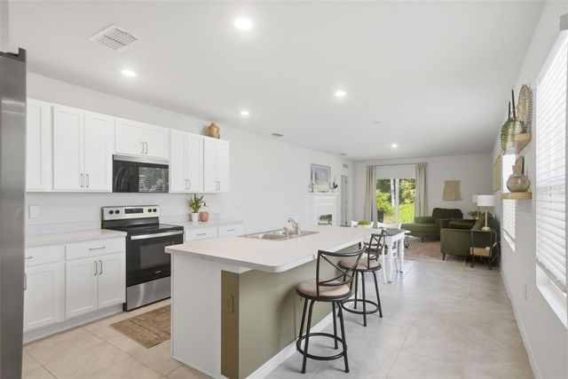 372 PELHAM PARK DRIVE, Deland, FL 32720