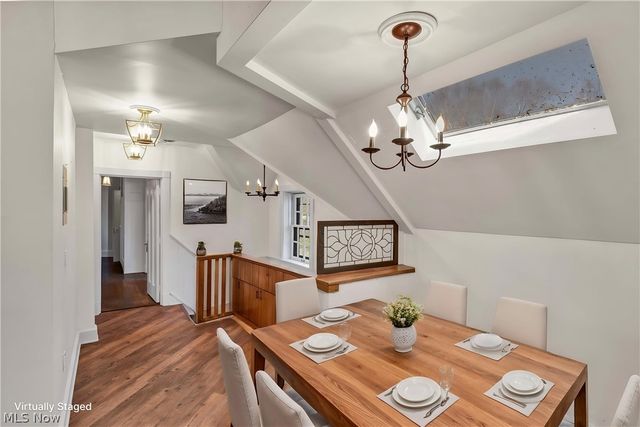 10 E Hanna Lane, Bratenahl, OH 44108