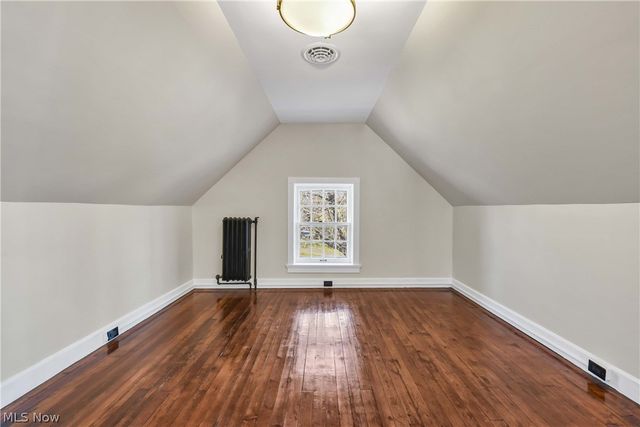 10 E Hanna Lane, Bratenahl, OH 44108