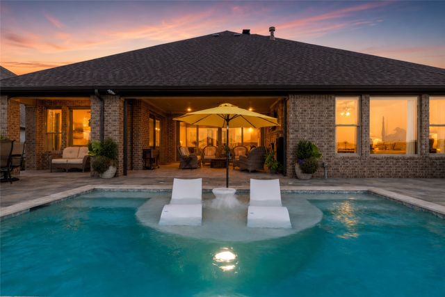 8113 Cocobolo Drive, Denton, TX 76207