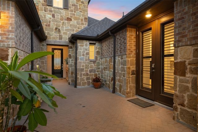 8113 Cocobolo Drive, Denton, TX 76207