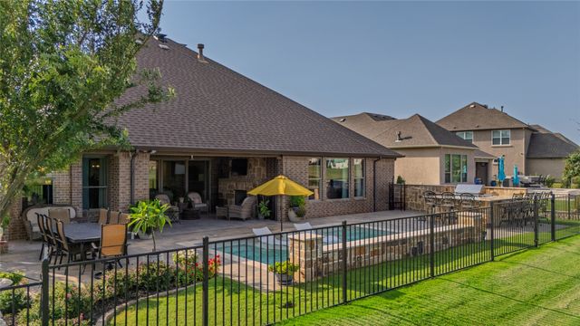 8113 Cocobolo Drive, Denton, TX 76207