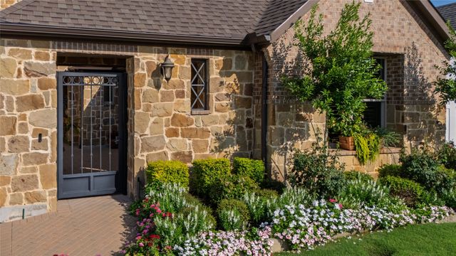 8113 Cocobolo Drive, Denton, TX 76207