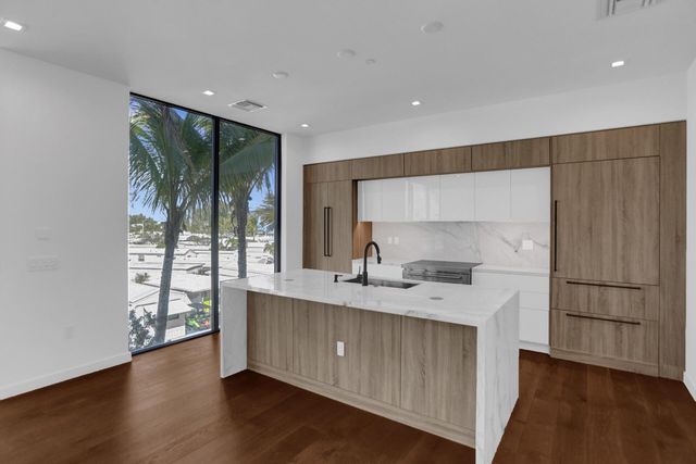 11505 Old Ocean Boulevard, Briny Breezes, FL 33435