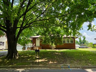 817 Rockwood Hts # 1, Clarksville, TN 37040