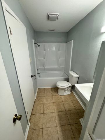 4949 Hamilton Wolfe Rd Apt 9201, San Antonio, TX 78229