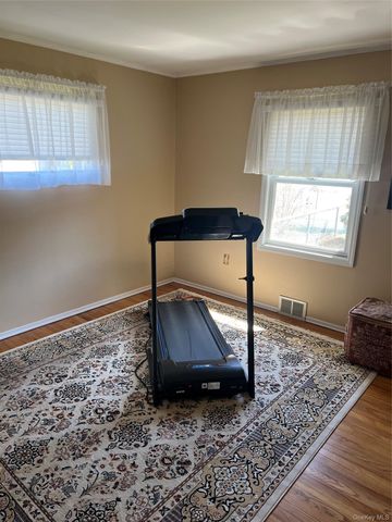 7 Pulaski Road 7, Fishkill, NY 12524