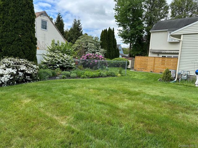 7 Pulaski Road 7, Fishkill, NY 12524