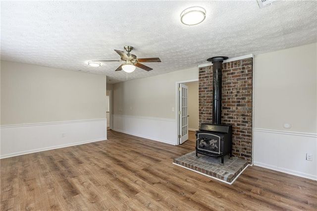 1597 Bennett Road, Grayson, GA 30017