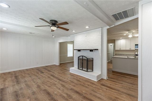 1597 Bennett Road, Grayson, GA 30017