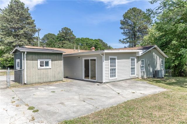 1597 Bennett Road, Grayson, GA 30017