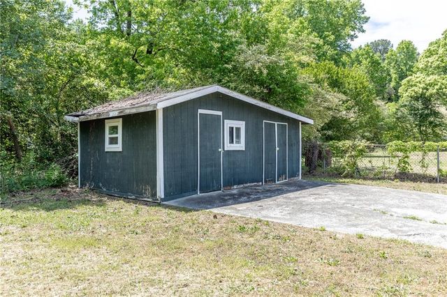 1597 Bennett Road, Grayson, GA 30017