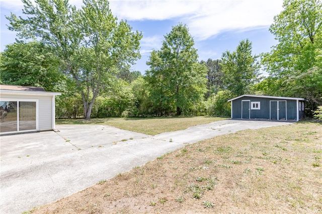1597 Bennett Road, Grayson, GA 30017