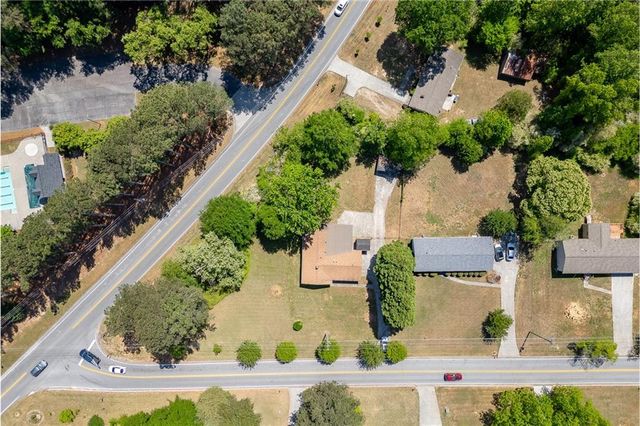 1597 Bennett Road, Grayson, GA 30017