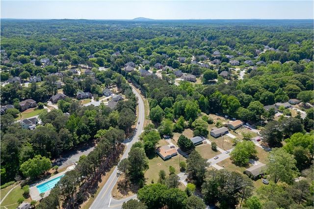 1597 Bennett Road, Grayson, GA 30017