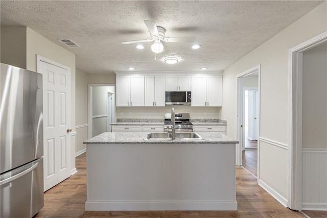 1597 Bennett Road, Grayson, GA 30017