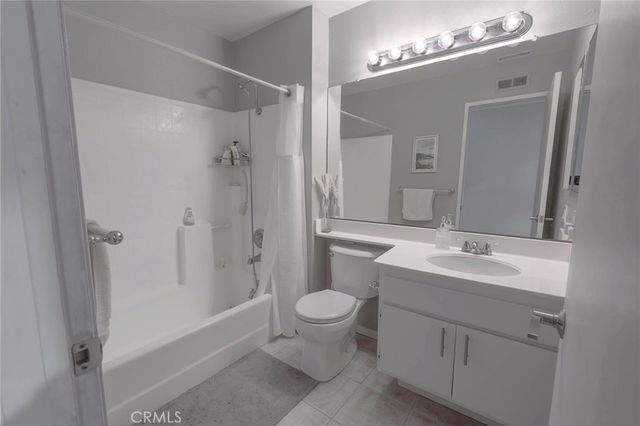 543 Victoria M, Costa Mesa, CA 92627