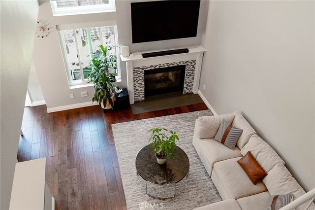 543 Victoria M, Costa Mesa, CA 92627