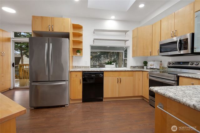 27027 190th Avenue SE, Covington, WA 98042