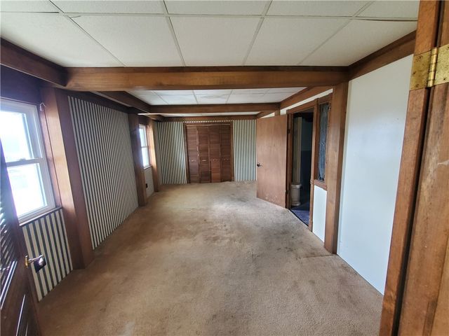 400 Elwyn Ave, Springdale Boro, PA 15144