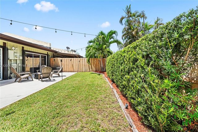10301 Jasmine Court, Pembroke Pines, FL 33026