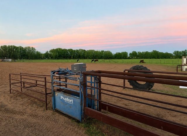 695 County Road 416 Road, Comanche, TX 76442